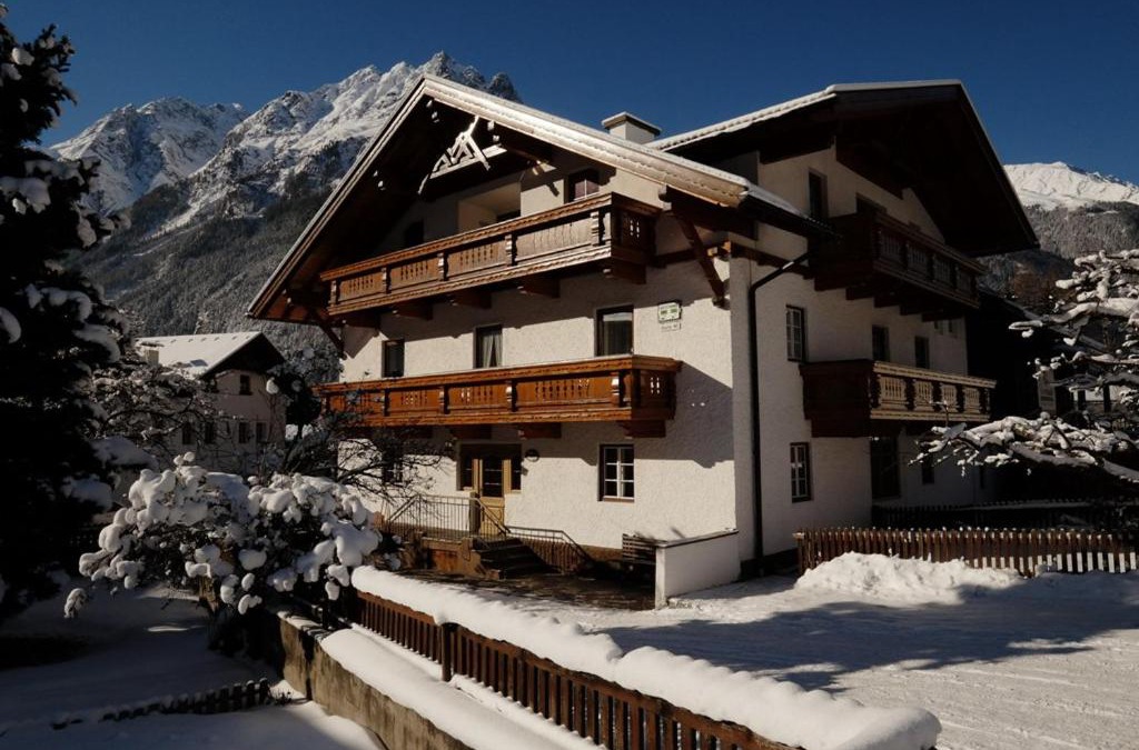 Unterlaengenfeld Bed & Breakfast | Gästehaus Schöpf Elsa