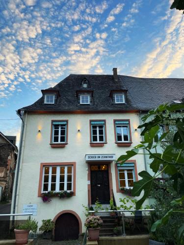 Reil Bed & Breakfast | Gästehaus Weingut Schier im Zehnthof