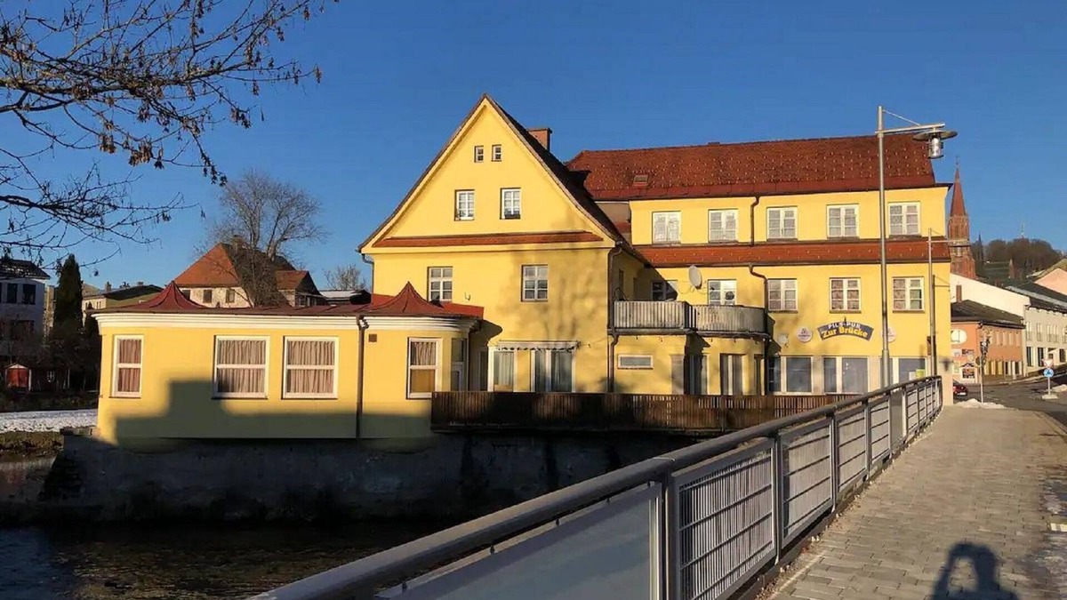 Zwiesel House | Gästezimmer zur Brücke