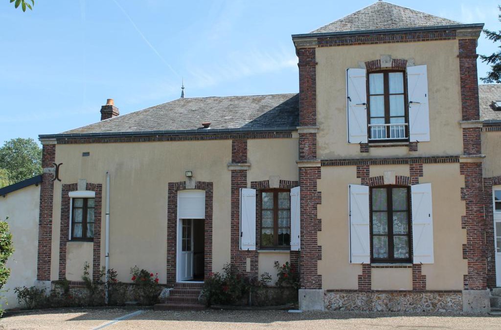 Les Ressuintes House | Gîte 5 pers avec jardin clos et barbecue, nature et détente à Les Ressuintes, proche La Ferté-Vidame - FR-1-581-37