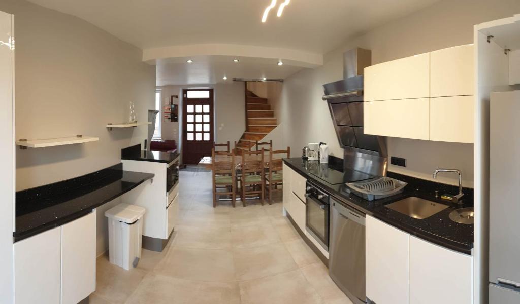 Dienville House | Gîte au Village du Domaine Le Colombier
