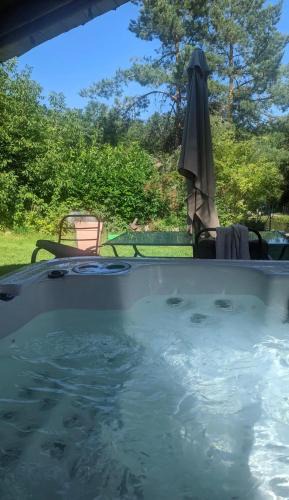 Gerbepal Apartment | Gîte Charme et Détente, Sauna, Spa,étang et Terrasse Privée