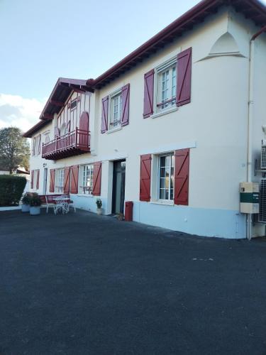 Hasparren Apartment | Gîte classé 4 étoiles Mulhoa