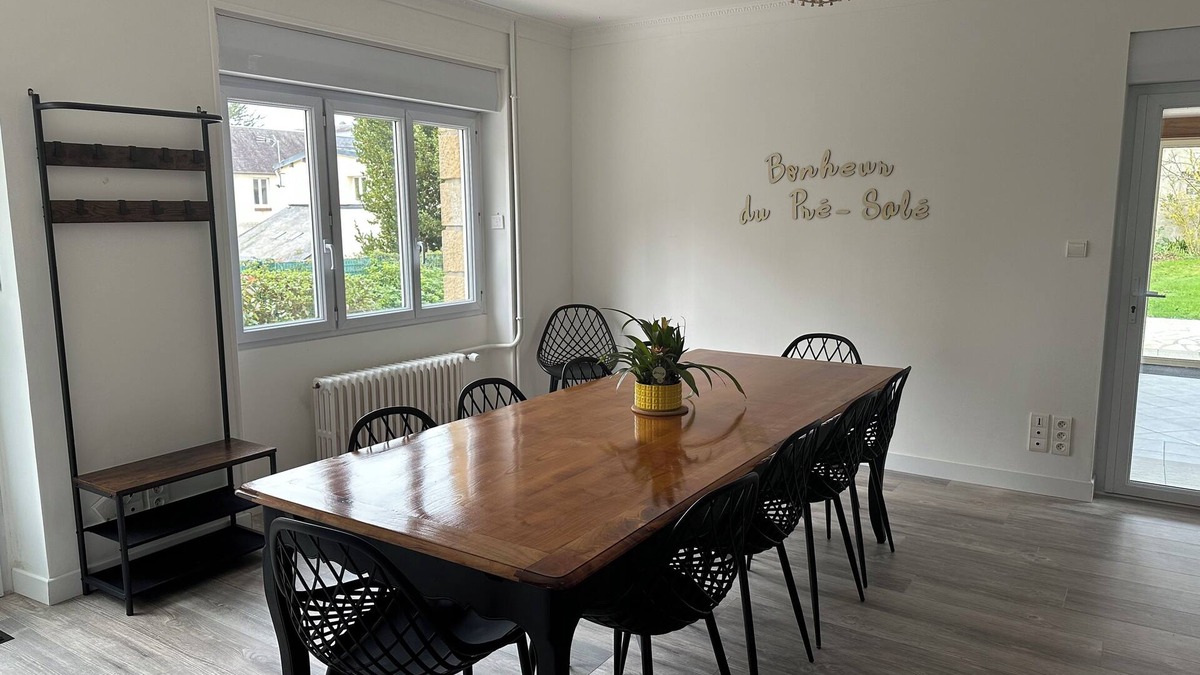 Pontorson House | Gîte de bonheur du Pré-Salé town house 10 persons 4 bedrooms