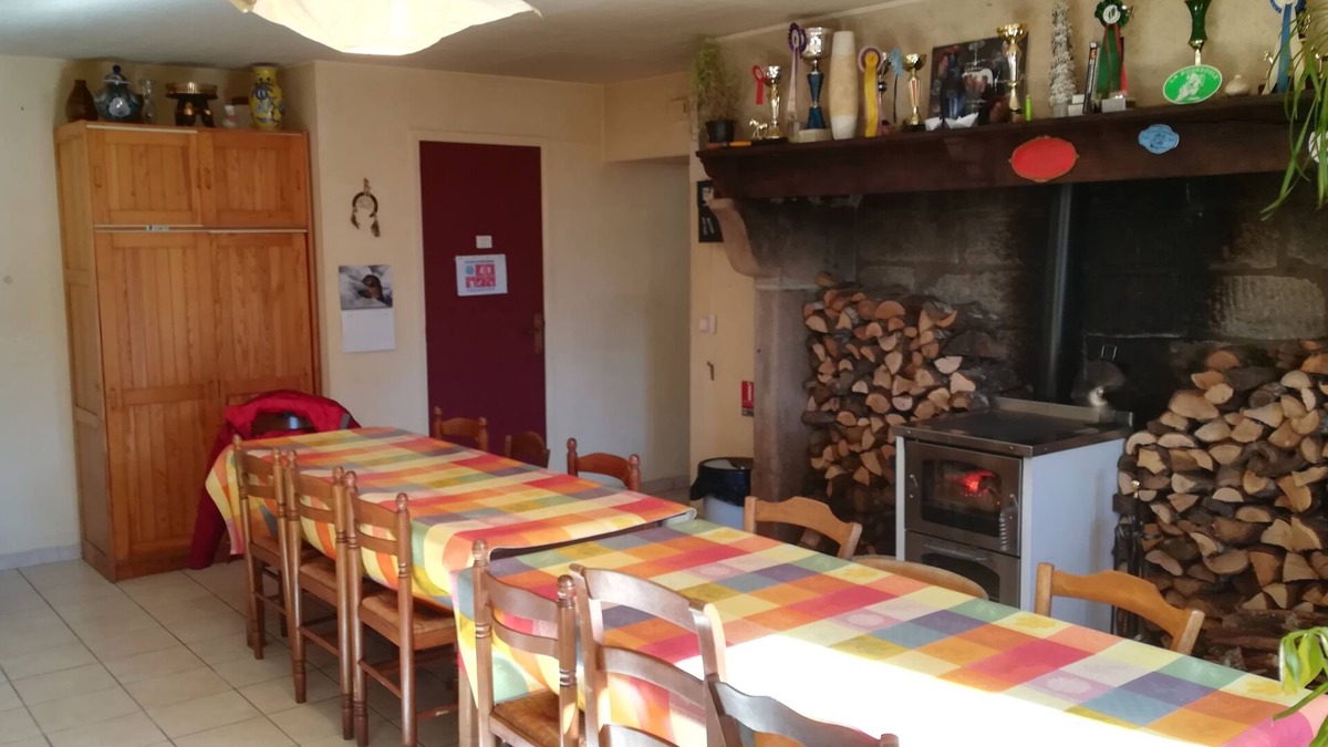 Verneugheol House | Gîte de Fayat, Calme et Accueillant, Ideal Reunion de Famille