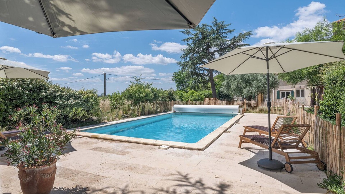 Saint-Pons-de-Mauchiens House | Gîte de Charme Avec Piscine