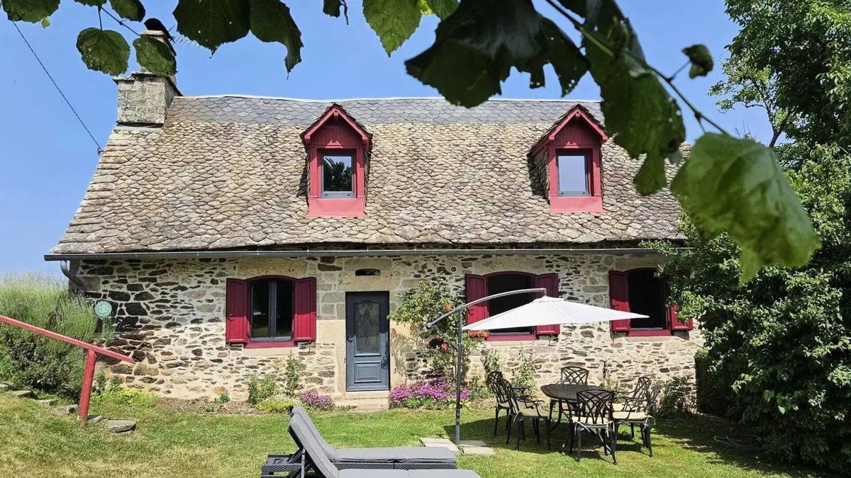 Saint-Martin-la-Meanne Villa | Gîte de France in Saint-Martin-la-Méanne 2 ears - Gite de France 5 people