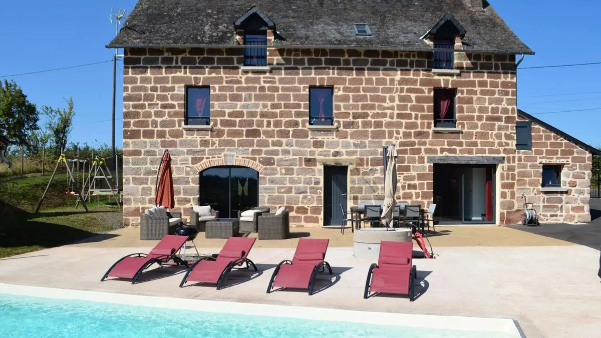 Saint-Cyr-la-Roche Villa | Gîte de France Le grand cluzel 4 ears - Gîte de France 8 people