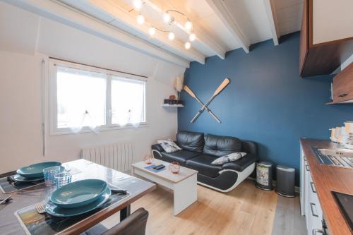 Lezardrieux Apartment | Gîte de la Mer sur le port de plaisance de Lézardrieux Bretagne