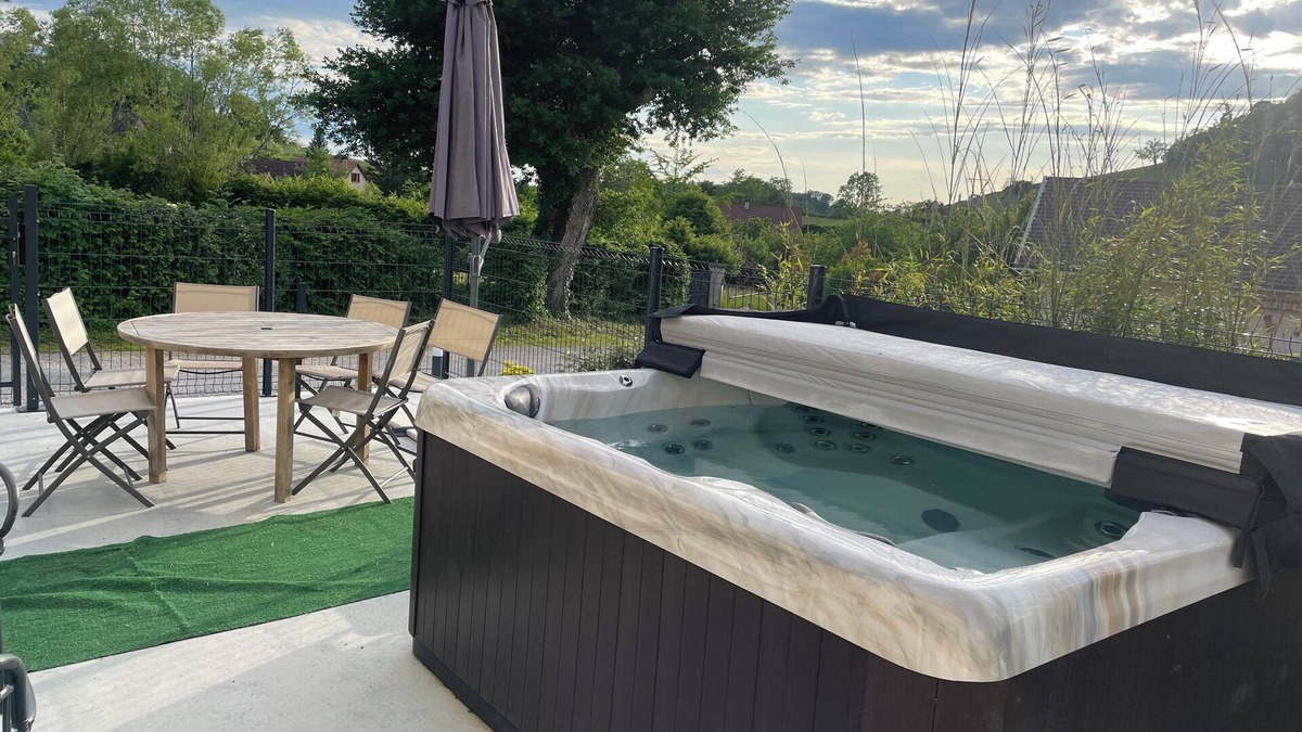 L'Etoile House | Gîte des 5 Cépages Avec Jacuzzi