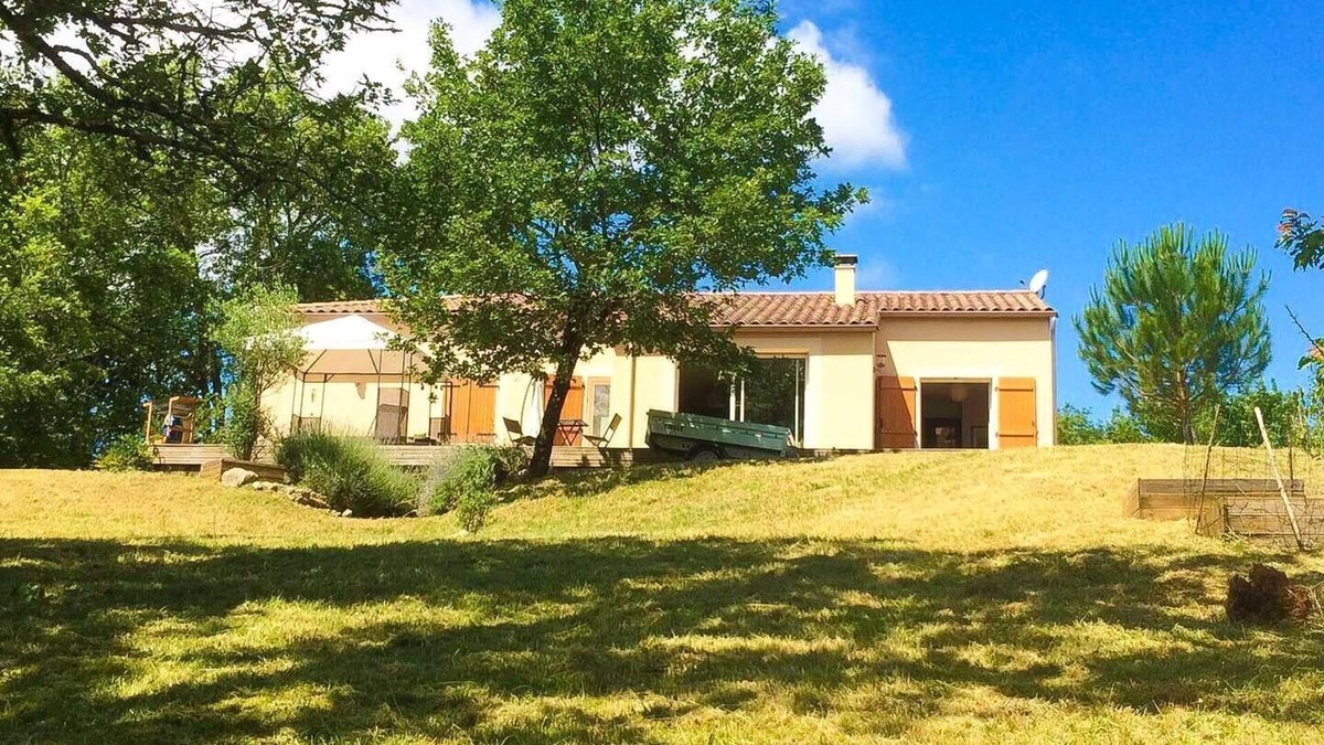 Pradines House | Gîte des Giganties - Pradines