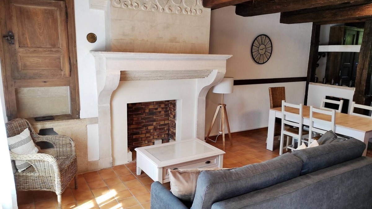 Joigny-sur-Meuse House | Gîte Doux Rivage, garden + greenway access, near Charleville Mézières