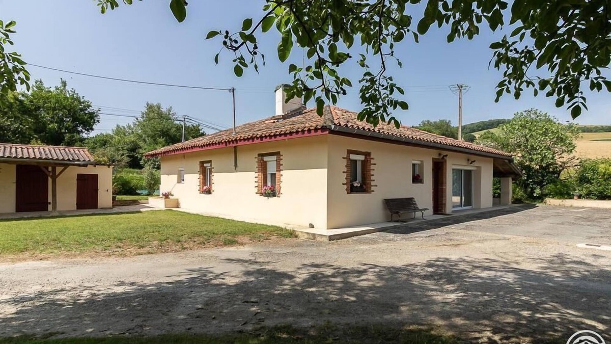 Le Castera House | Gîte En Magnet - LE CASTERA