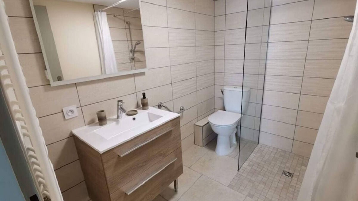 Bressuire Apartment | Gîte La Belle Hélène