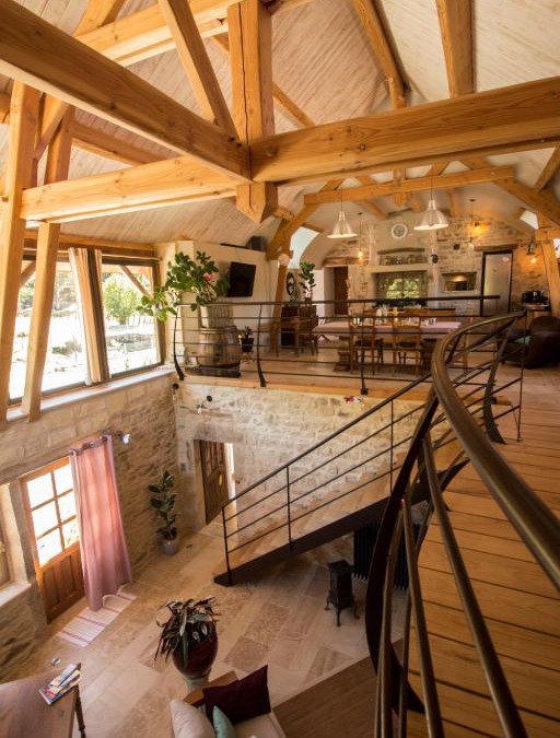 Antully House | Gîte La grange des Hirondelles 15 personnes 5litsdoubles 5litssimples 1convertible chez MAYMARD Yannick à 28 route de la croix forêt à ANTULLY réf à Gîte de France G2005 Corps de ferme entièrement rénové de bon standing