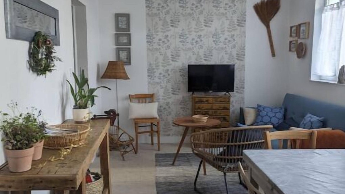 La Perriere House | Gîte La Maison de la Perrière au Coeur D'une Petite Cité de Caractère du Perche