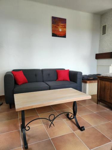 Montpezat-de-Quercy House | Gîte La Peyrière - Tarn-et-Garonne - Vue imprenable au calme