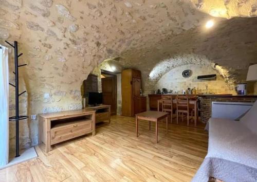 La Garde-Adhemar Apartment | Gîte Les Voûtes