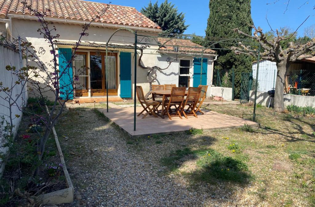 Aureille House | Gîte Lou Pastre