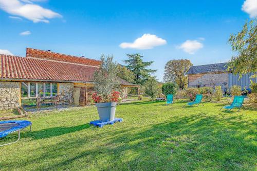 Laragne-Monteglin Apartment | Gîte Mélano - La Grange du Logis