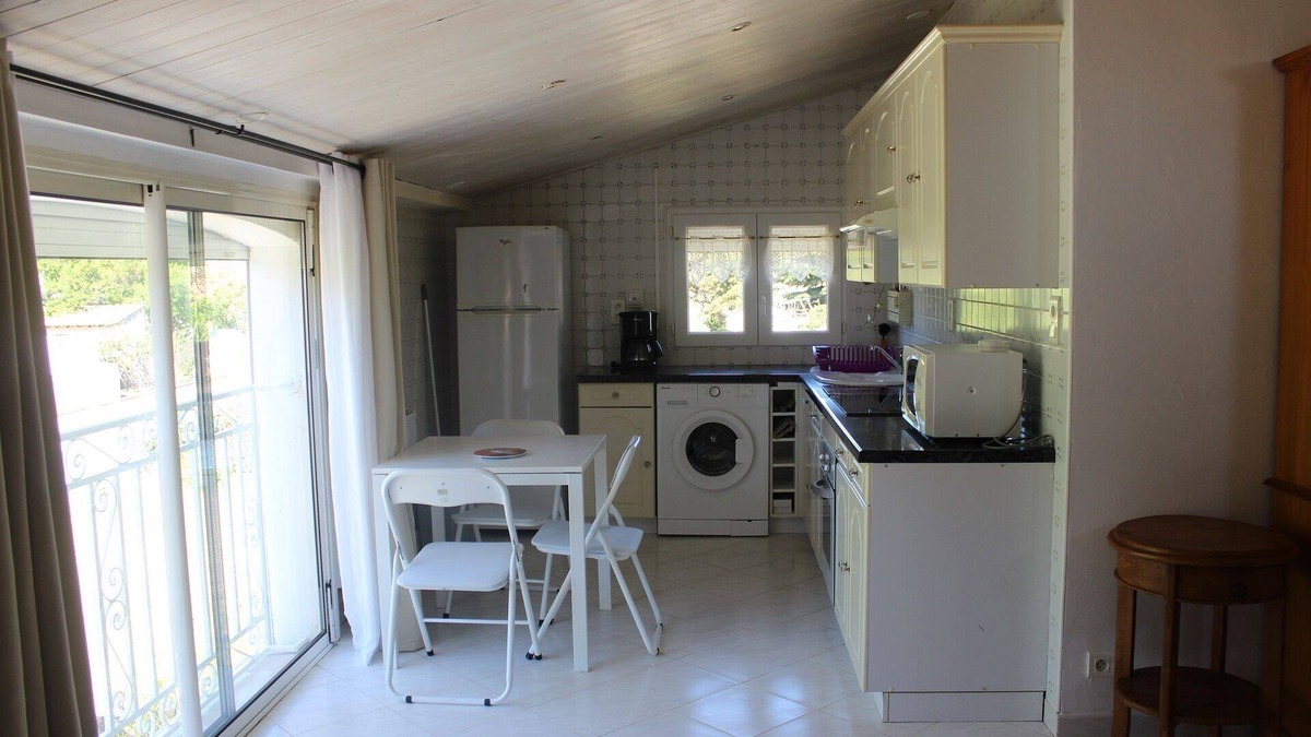 Lezignan-la-Cebe Apartment | Gîte, Pézenas at 4 km, classified 3 stars, for 4 people