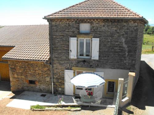 Saint-Paul-de-Vezelin House | Gîte paisible avec jardin privatif, proche Loire et balades, pour 11 personnes, animaux acceptés - FR-1-496-86