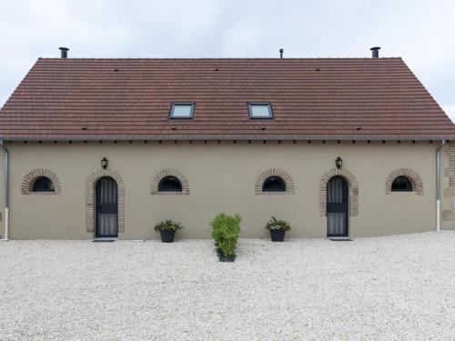 Chapeau House | Gîte rénové à Chapeau avec poêle, terrasse et draps inclus - FR-1-489-79