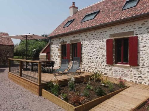 Bourbon-l'Archambault House | Gîte ressourçant avec poêle à bois et animaux admis à Bourbon-l'Archambault - FR-1-489-535