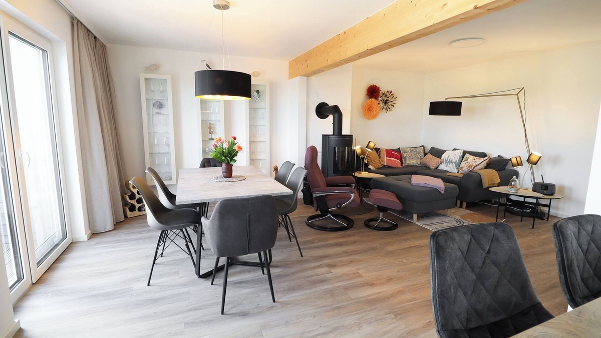 Tossens Apartment | Gööskieker Tossens - wood stove, terrace & family vacation