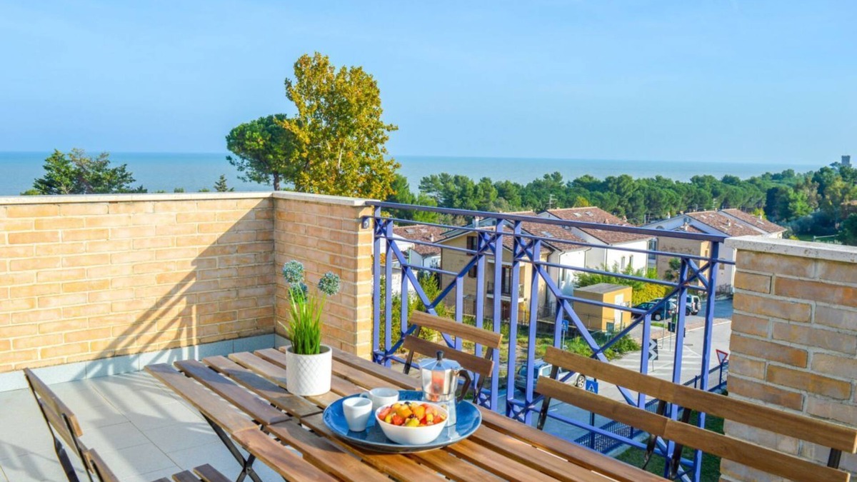 Foggetta Apartment | G.Bay C21 - Second floor apartment with balcony overlooking the sea and the pool