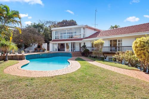 La Lucia House | Gainsford Place 26 by Host Agents