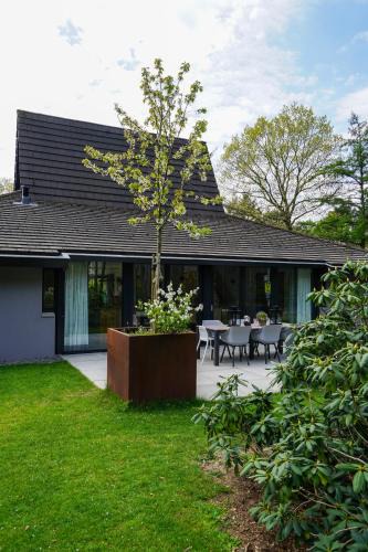 Malden Bed & Breakfast | Galerie Maison d'Art loft