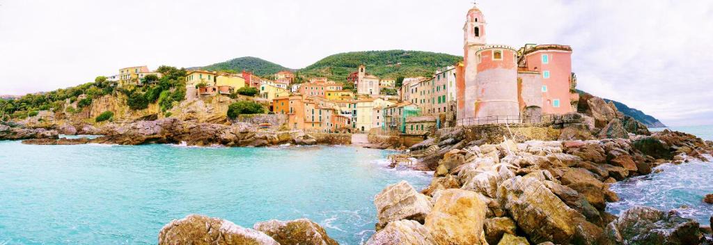 Tellaro House | Gambero Nero