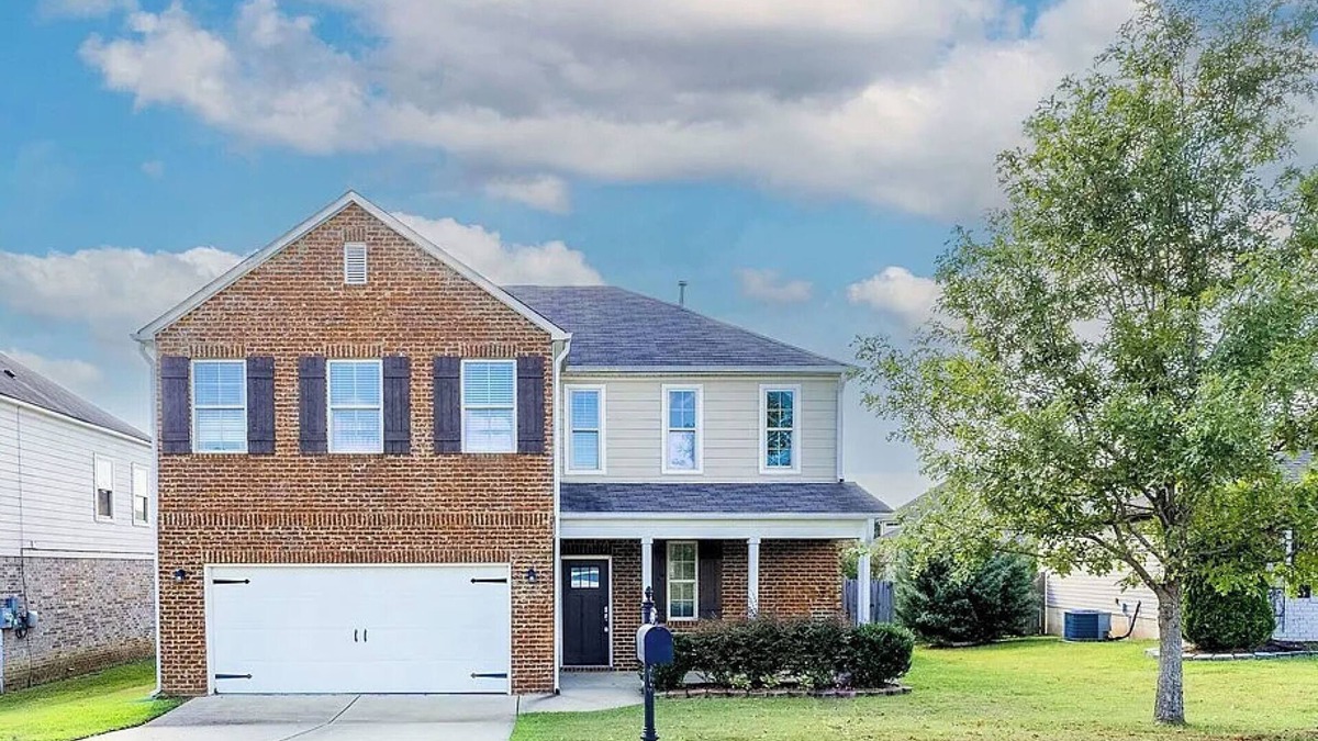 Coker House | Game Day Getaway – Sleeps 10 Plus - 20 Minutes from Bryant-Denny Stadium