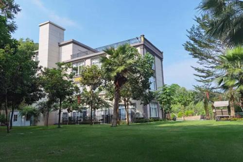 Conghua Hotel | GANGZHOU BENZYOO B&B（ Baishuizhai Skov River）
