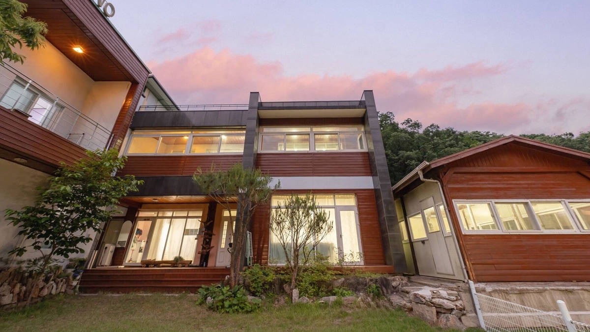 Seorak House | Gapyeong Areuno Pet Pension