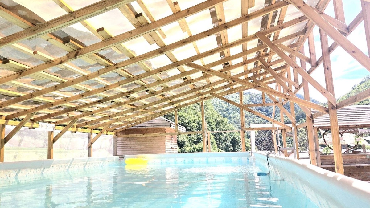 Buk House | Gapyeong Iluglamping