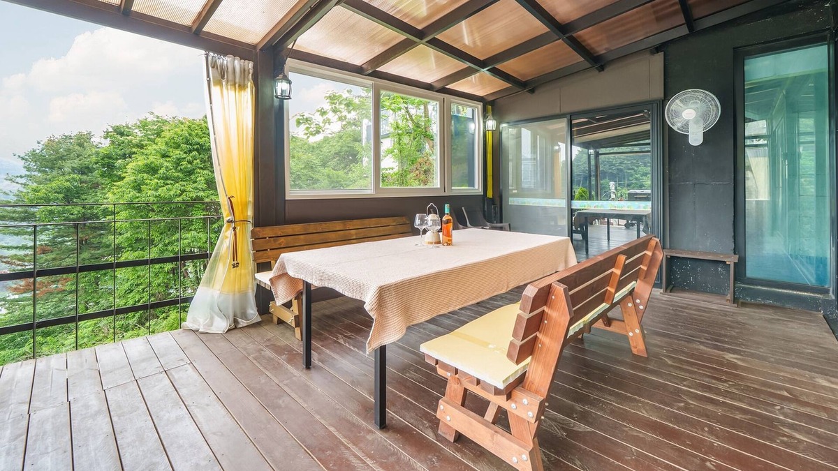 Deokhyeon House | Gapyeong Star Forest Private Pool Villa