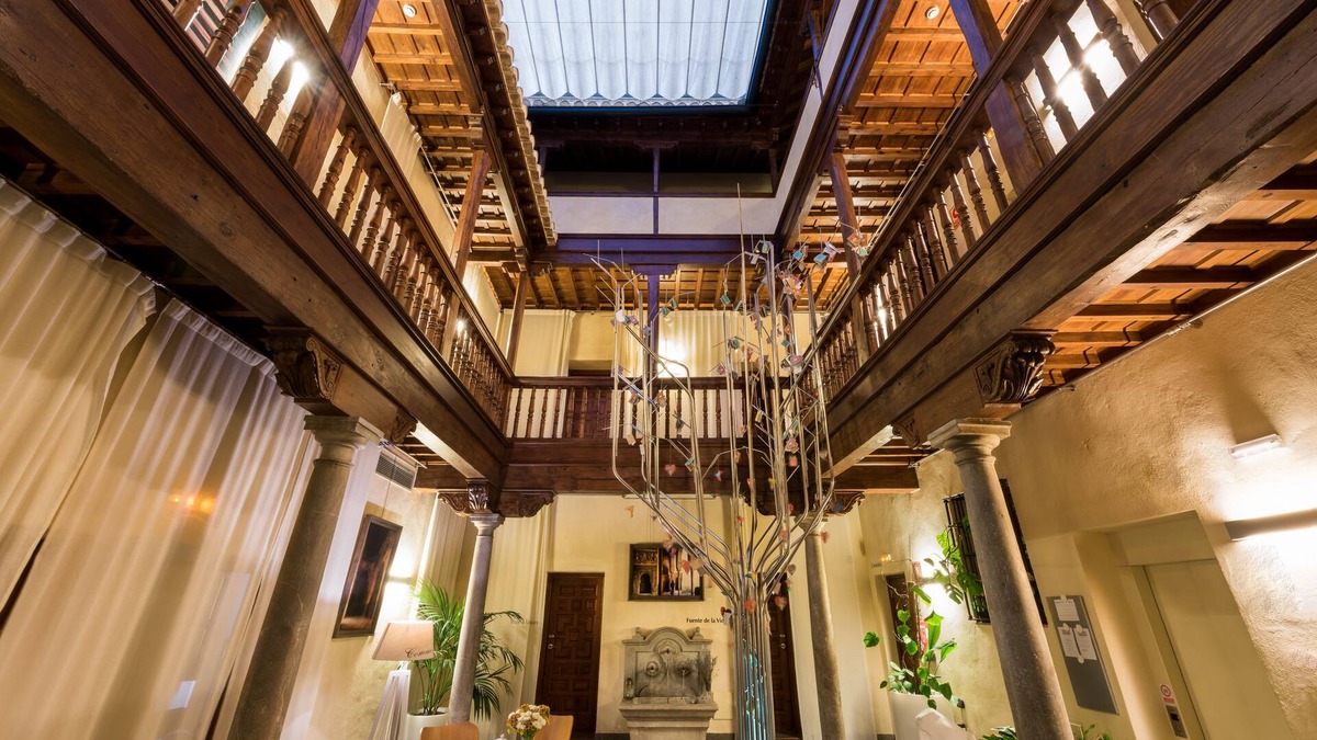 Central District Hotel | Gar Anat Hotel Boutique