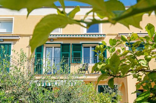 Pietra Ligure Apartment | Garage - 250metri dalle spiagge - Patio vista mare