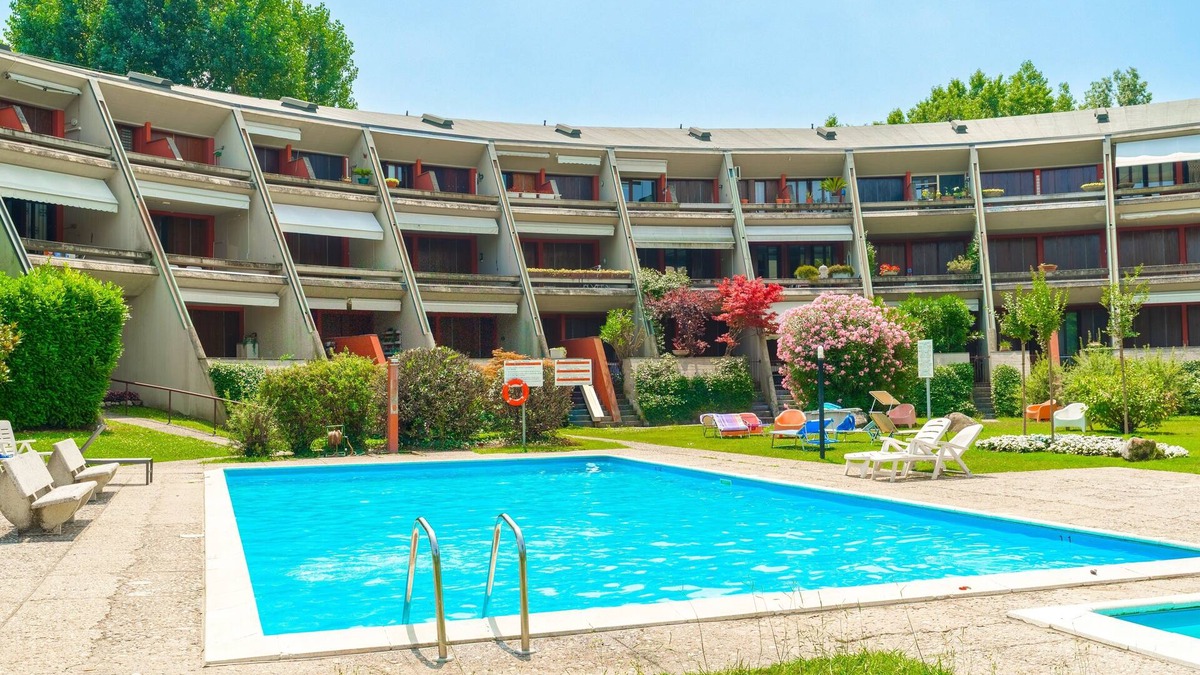 Desenzano del Garda Apartment | [Garda Lake Arena] + swimmingpool