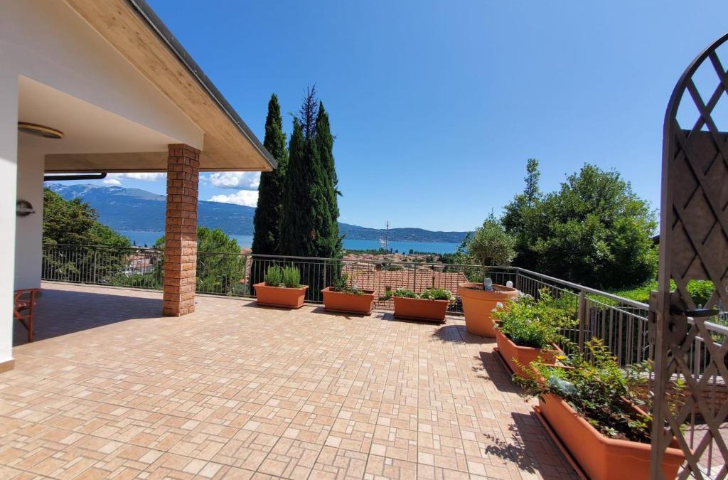 Toscolano Maderno Apartment | Garda Sunshine