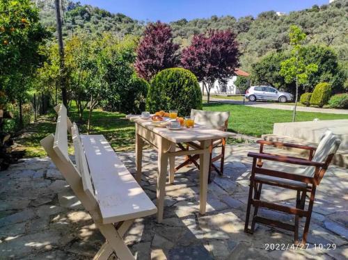 Trygonas House | Garden Ηouse 3