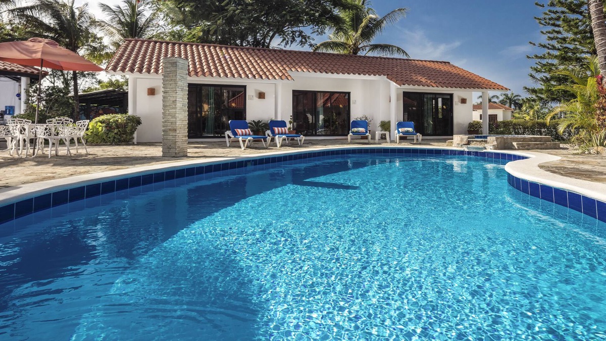 Sosua Bed & Breakfast | Garden by the Sea