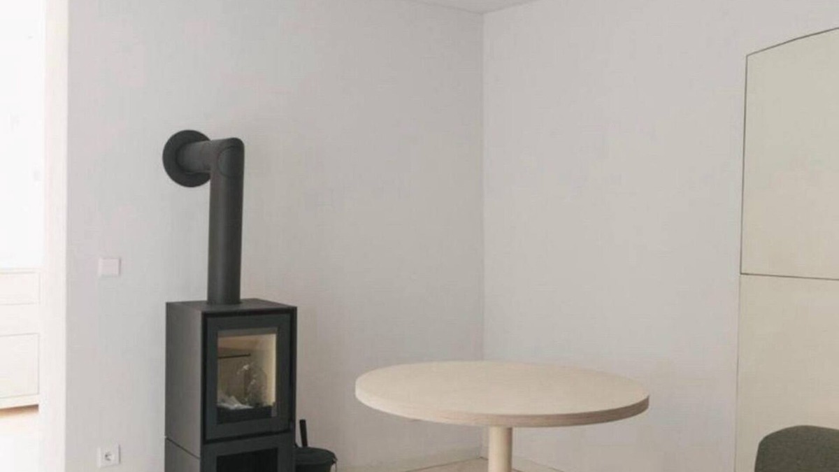 Werben Apartment | GARDEN LEVEL RIGHT