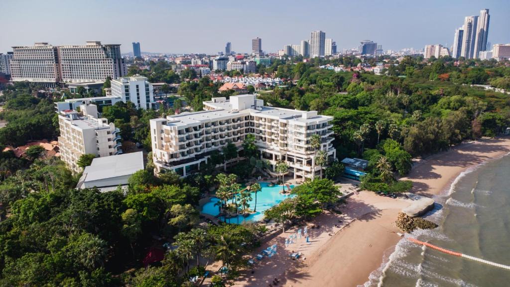 North Pattaya Resort | Garden Sea View Resort