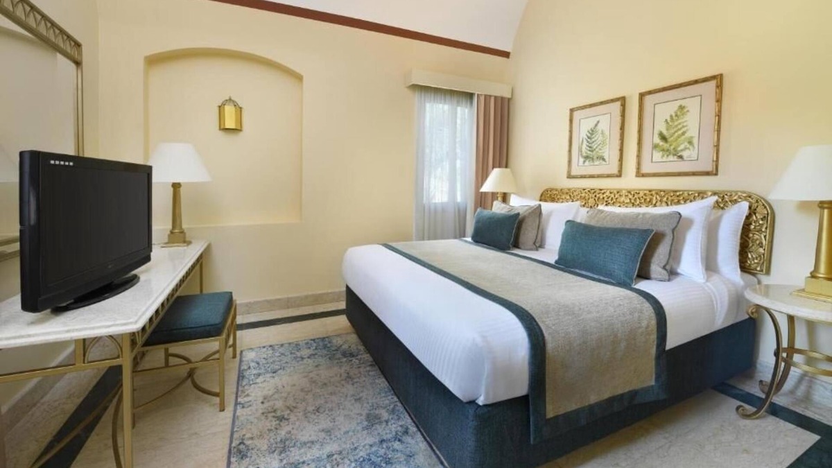 Sharm El Sheikh Resort | Garden View Room – Steps from Nubian Beach & Tranquil Waters