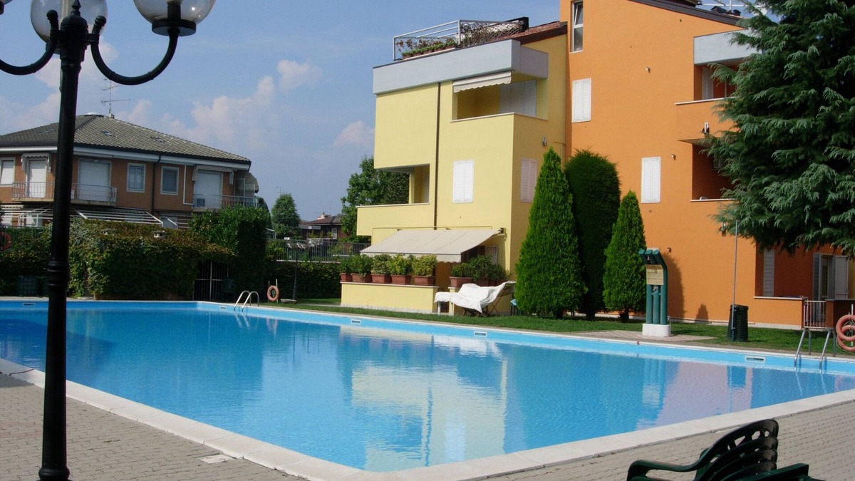 Lugana Apartment | Garden Ville apartment, two-room apartment in residence with pool and garden