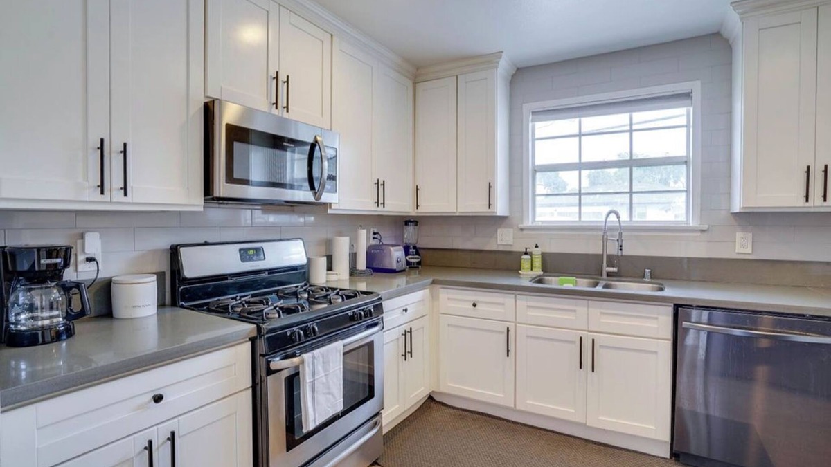 Gardena House | Gardena's Charming Family Retreat Getaway