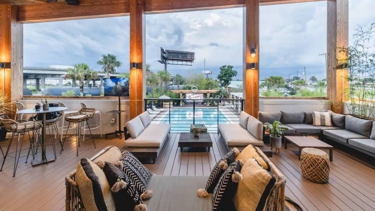 Downtown Charleston House | Gardenia House | New Design | Your Group Invited!